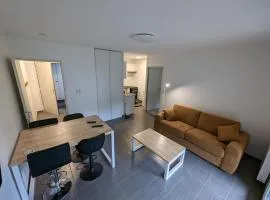 Bel appartement de standing Rdc, Terrasse, Parking sécurisé