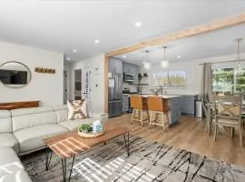 Luxury Hyatt Oasis 3 Bedrms 1 Bath SFH for Fun Ski home
