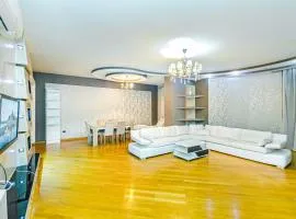 Apartment On VIP Nizami Street
