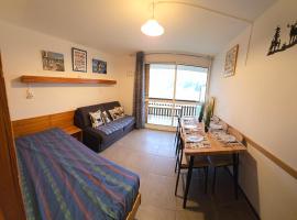 Appt pied pistes et centre station Superdévoluy chez Locasoleil, hotel v destinaci Le Dévoluy