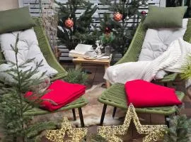 City APART - FeWo Klimaanlage Whirpool Panoramafenster 5 Personen Kulturdenkmal Dessau-Roßlau