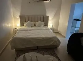 استوديو بدخول ذاتي بسيط وأنيق مدينة الخبر