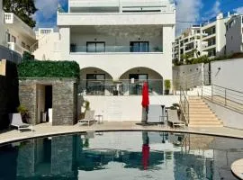 Malpique heated pool & Jacuzzi Guest House