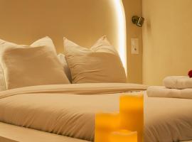 Casa Cinta - Sanctuaire Balinais avec Baignoire Balnéo et Cinéma Privé, hôtel à Croix