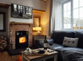 3 Bedroom Pembrokeshire Cottage - Beaches, Coastal path walks, Castles nearby