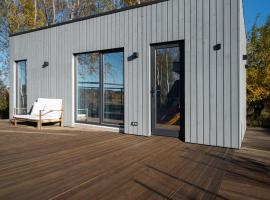 Moonloungeresort, khách sạn ở Kalviai