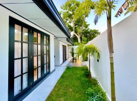 Cinnamon Wave Villa - Thalaramba, Mirissa, hotel in Matara