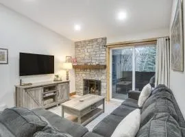 Cozy Avon Condo w/ Grill: Walk to Ski Shuttle