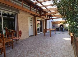 gîte des Bois, ξενοδοχείο σε Sainte-Julie