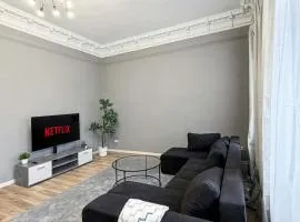 Apartment im Denkmal zentral in Krefeld mit hohen Decken