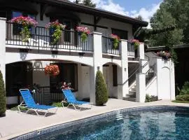 St Moritz Lodge and Condominiums
