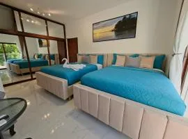 Hermosa villa familiar cucu's home beach