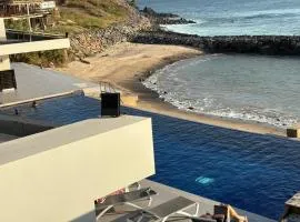 Studio B Luxury - Waterfront
