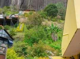 Hermosa casa de campo en GUATAPÉ
