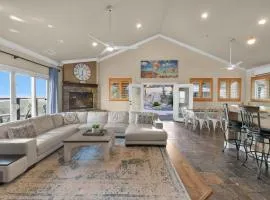 Amazing Privacy and Views on 5 Acres