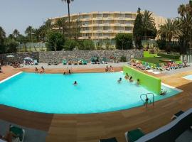 Apartamentos Los Aguacates, hotell i Playa del Inglés