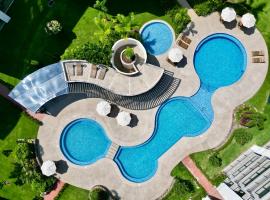 Modern Luxury Residency at Altea-Sunset Pool View, hotel di Puerto Vallarta
