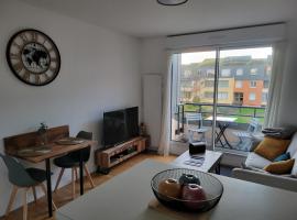 Les voiliers, hotel in Courseulles-sur-Mer