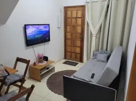 Casa confortável 3 min praia com wifi, churrasqueira e rede de descanso