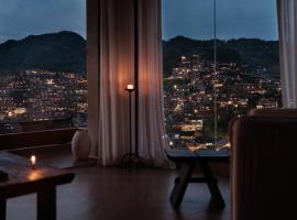 See the mountains, find the place to stay, hotel s vířivkou v destinaci Xijiang