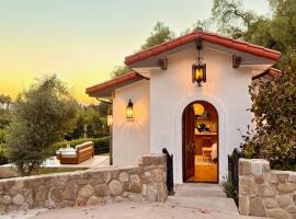 The Chapel - Luxury Historic Ojai Villa, hotel in Ojai