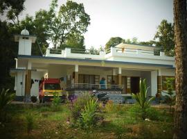 Mridangashaileshwari homestay, hotel v destinaci Iritti