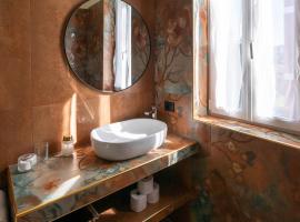 Bergamo Luxury apartment - Orange Blossom, hotel v destinaci Osio Sotto
