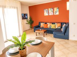 Tropical Nights, Hotel in Prainha