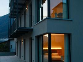 Bernina Suites - vicino al Bernina Express - 2026 Winter Olympics，蒂拉諾的住宿