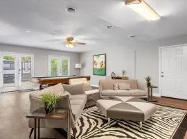 The Divine Cottage! Woodsy Hideaway!