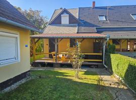 Haus Sissy, hotel v destinaci Balatonkeresztúr