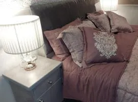 Al Khobar Studio with simple and comfortable furniture and self check-in 6