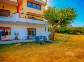 Oasis Acropolis Serres With Parking Next to Center