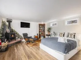 Charming Studio Near Garden of the Gods and Trails