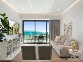 Encantame Soleil 1BR Sleeps 4 lock off unit