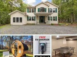 Spacious Home by Kalahari Waterpark, Camelback, Jim Thorpe, FREE EV and PRIVATE SAUNA