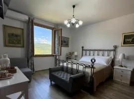 Charming Guest Room in Florence Countryside with Mountain River Views