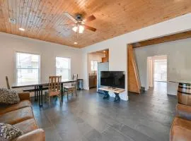 Riverfront Family Escape in Falls of Rough!