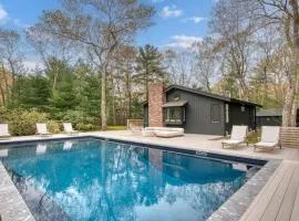 Springs Cottage by Rove Travel Home with Heated Pool