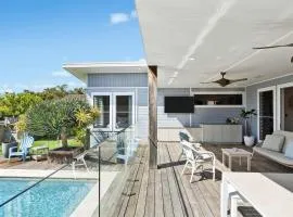 Hibiscus by Coast Hosting