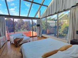 Hotel Boutique Casa de Campo Potrero de los Funes a 30min, chal&eacute; alpino em Estancia Grande