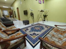 Homestay Tepi Sungai Golok, ξενοδοχείο σε Rantau Panjang