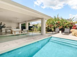 Sol House by Coast Hosting, hotel i North Avoca