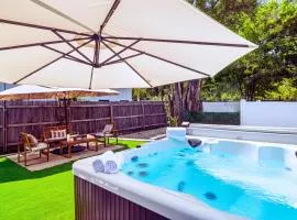 Central East Austin Luxury Hot Tub & Game Room