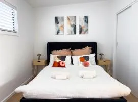 Cozy Tiny Home Near Hobart and Tasmanias East Coast