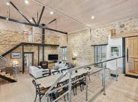 The Cheese Factory - A Sprawling Coastal Estate