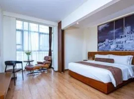 James Joyce Coffetel Wuhan Huanlegu Renhe Road Subway Station