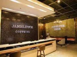 James Joyce Coffetel Xinyang Municipal Government Railway Station