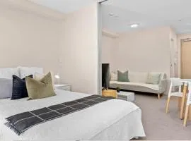 Skytower View With Swimming Pool and Gym