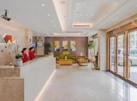Borrman Hotel Huizhou West Lake Shuidong Street